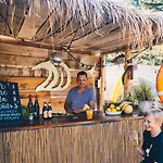 Luxury tent Surfana Camp Bloemendaal Overveen