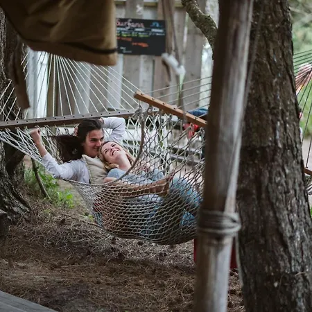 Surfana Camp Bloemendaal Lüks kamp alanı