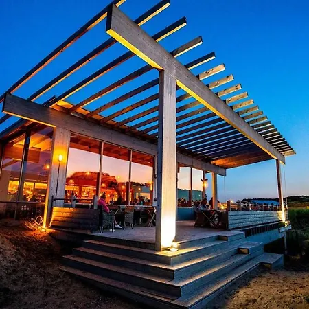 Surfana Camp Bloemendaal * 奥弗芬